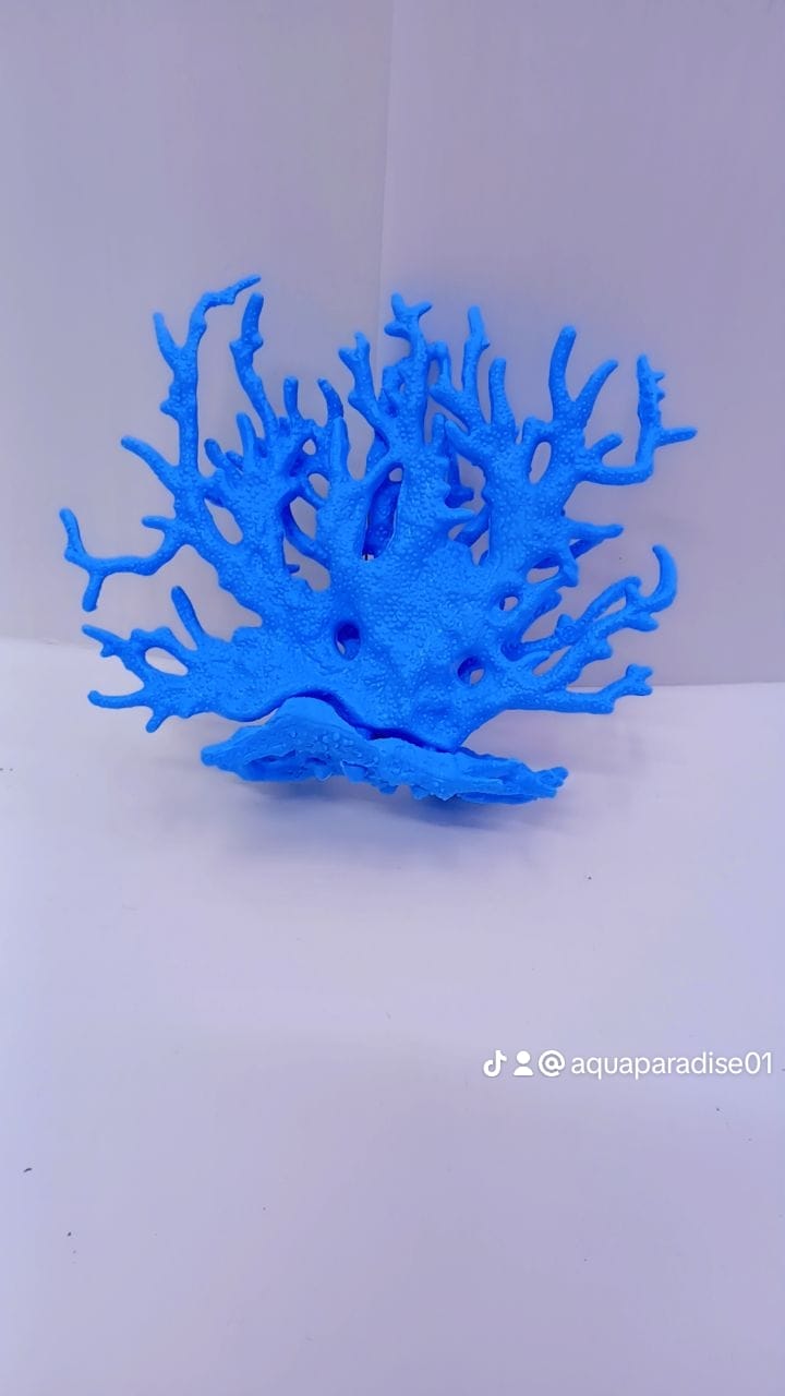 AQUARIUM GLOWING CORAL